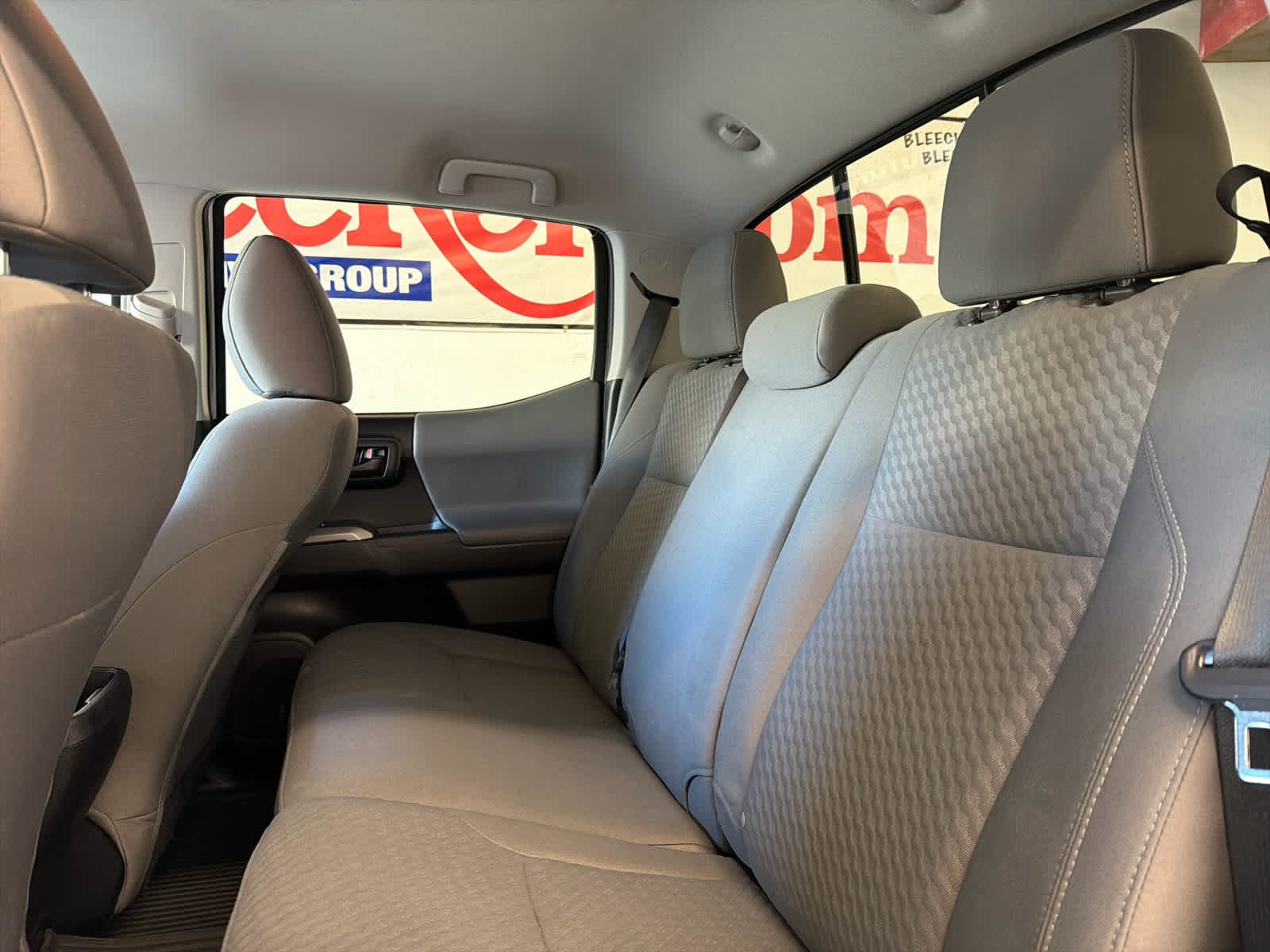 2022 Toyota Tacoma 2WD SR5