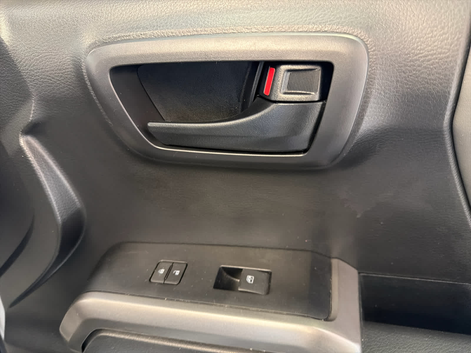 2022 Toyota Tacoma 2WD SR5