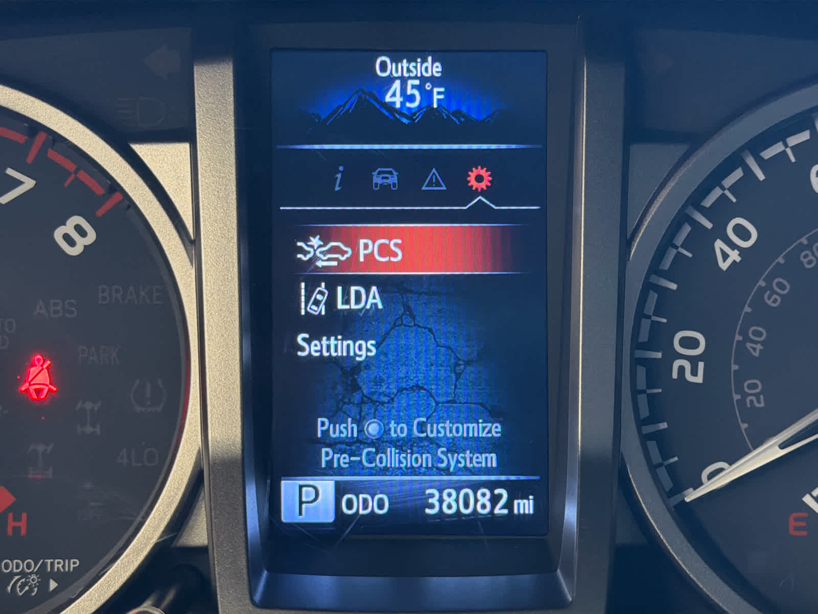 2022 Toyota Tacoma 2WD SR5