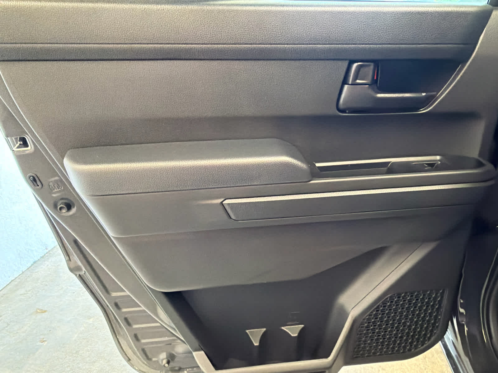 2025 Toyota Tacoma 2WD SR5