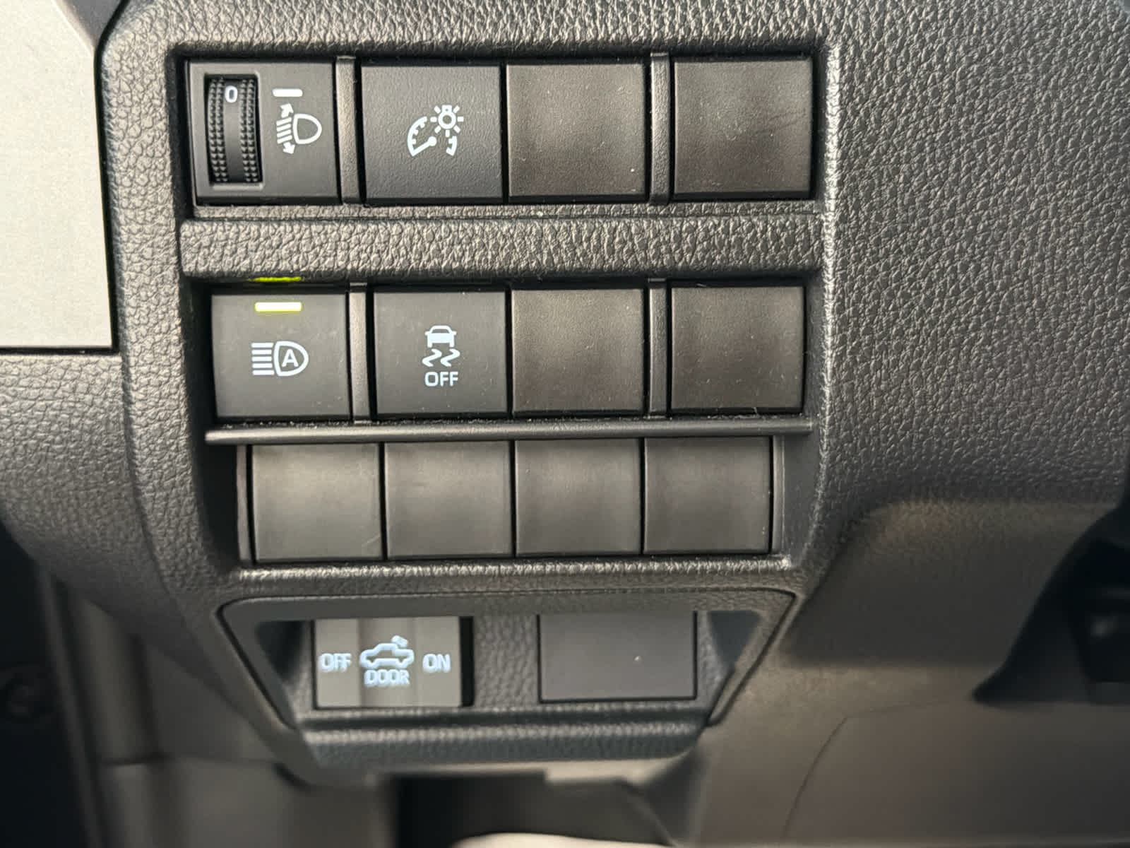 2025 Toyota Tacoma 2WD SR5