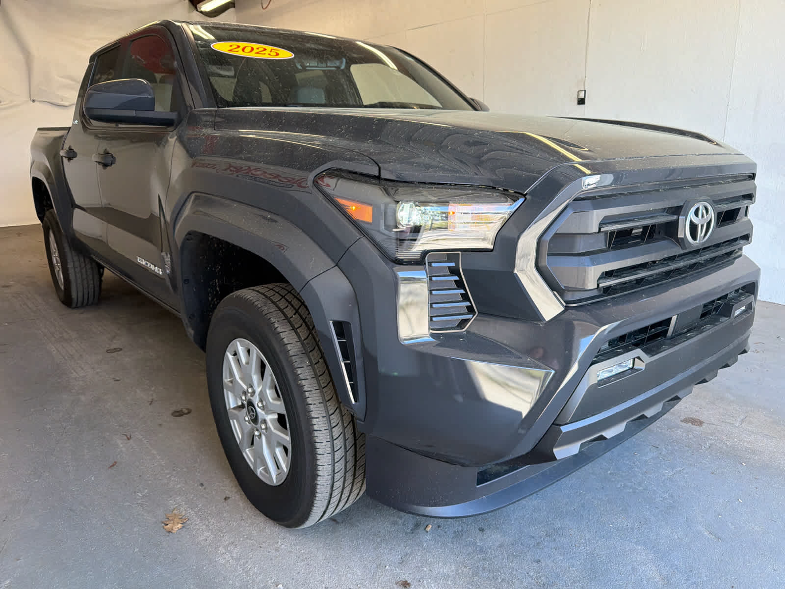 2025 Toyota Tacoma 2WD SR5