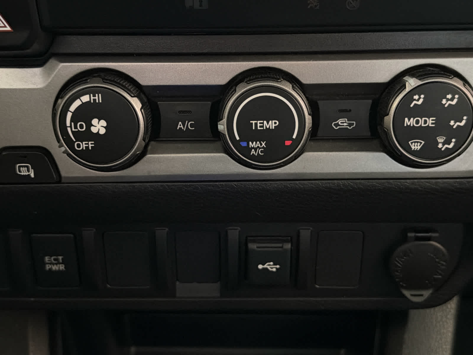 2023 Toyota Tacoma 2WD SR