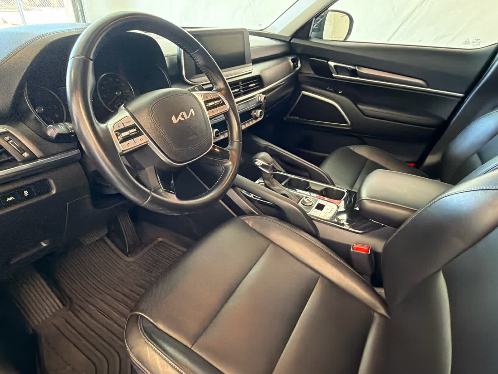 2022 Kia Telluride LX