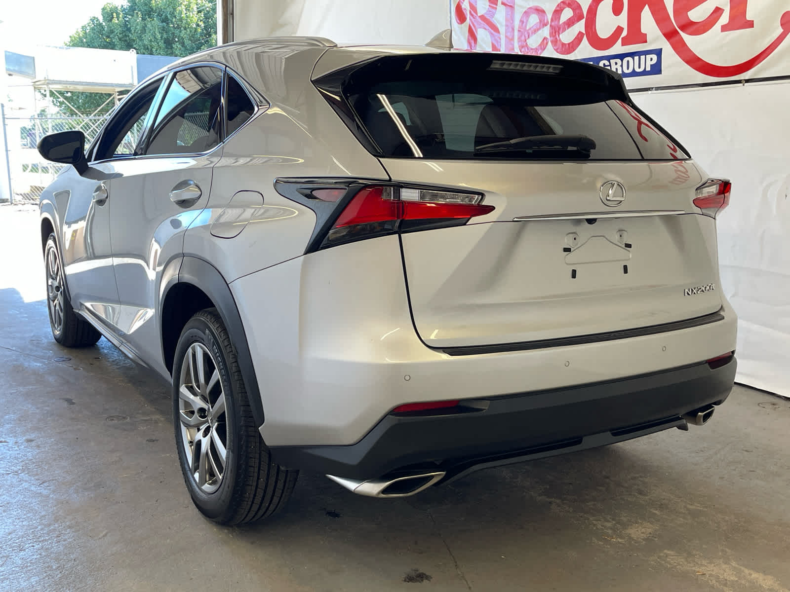 2016 Lexus NX 200t FWD 4dr