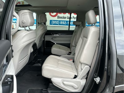 2022 Jeep Wagoneer Series III