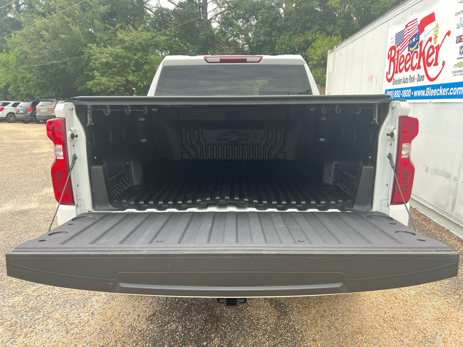 2022 Chevrolet Silverado 1500 LT (2FL)