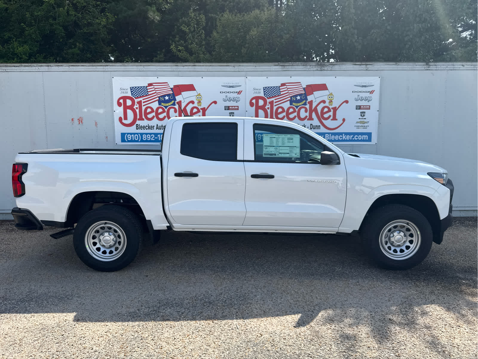 2025 Chevrolet Colorado WT/LT