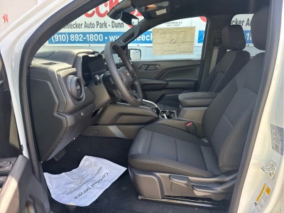 2025 Chevrolet Colorado WT/LT