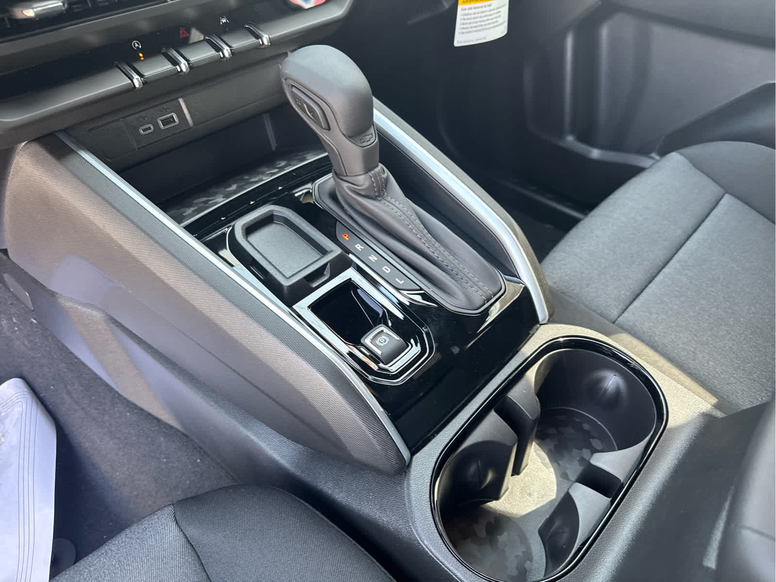 2025 Chevrolet Colorado WT/LT