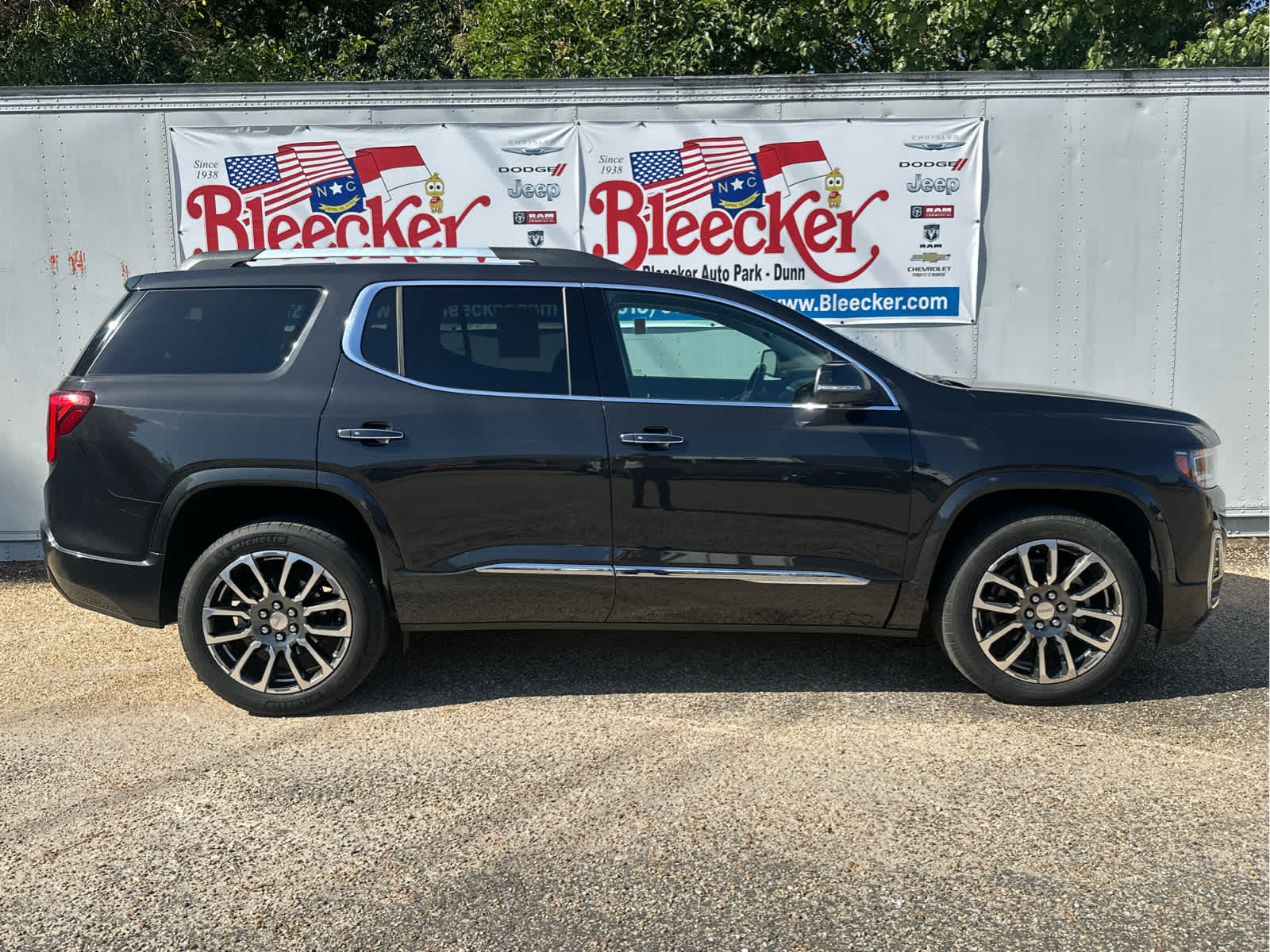 2020 GMC Acadia Denali