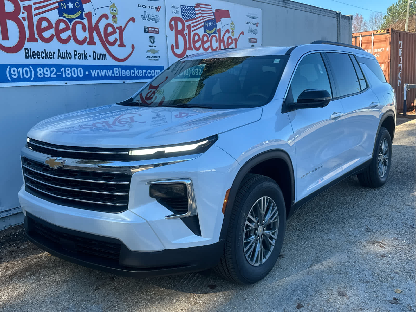 2026 Chevrolet Traverse LT