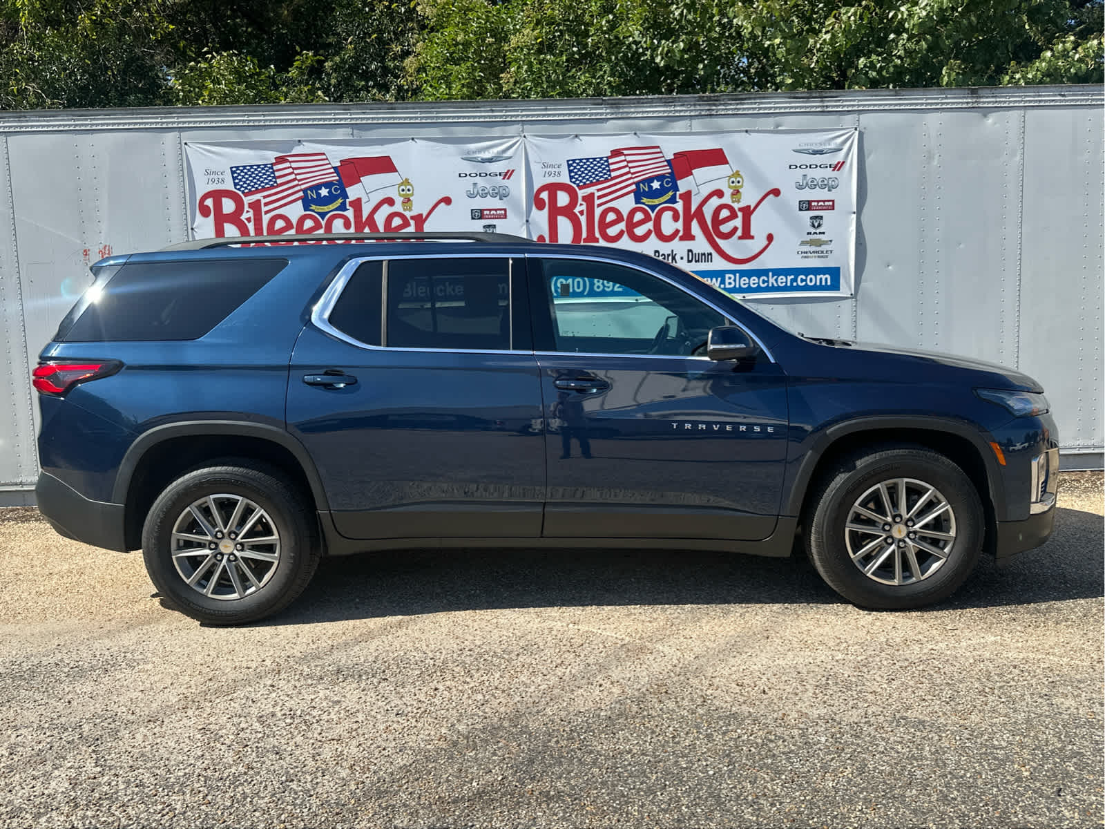 2022 Chevrolet Traverse LT Leather
