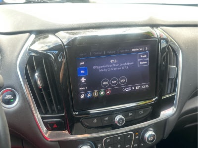 2022 Chevrolet Traverse LT Cloth