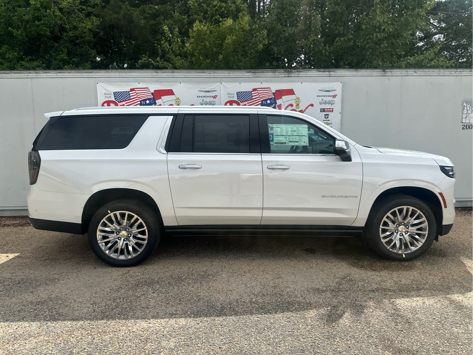 2025 Chevrolet Suburban Premier