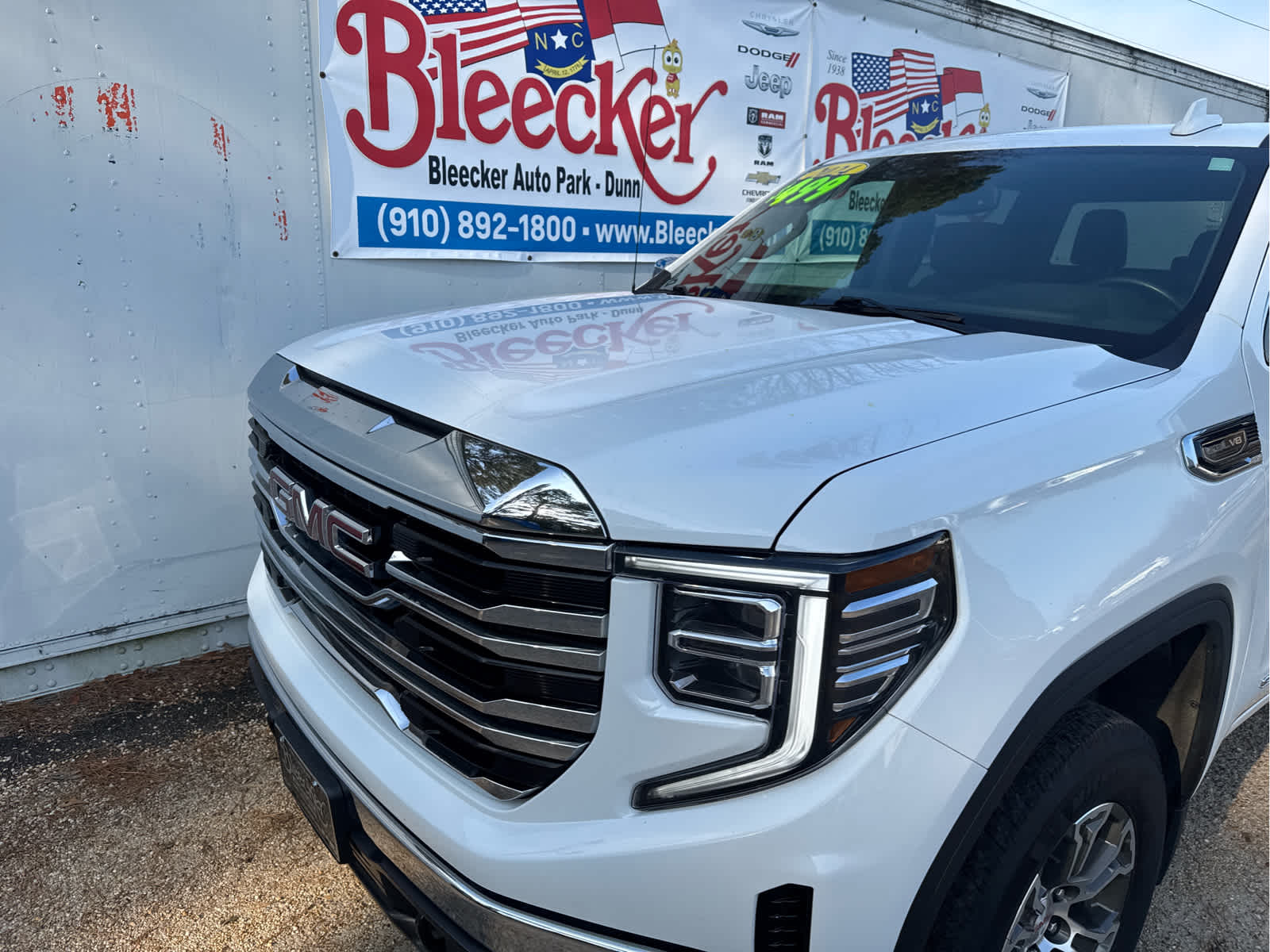 2024 GMC Sierra 1500 SLT