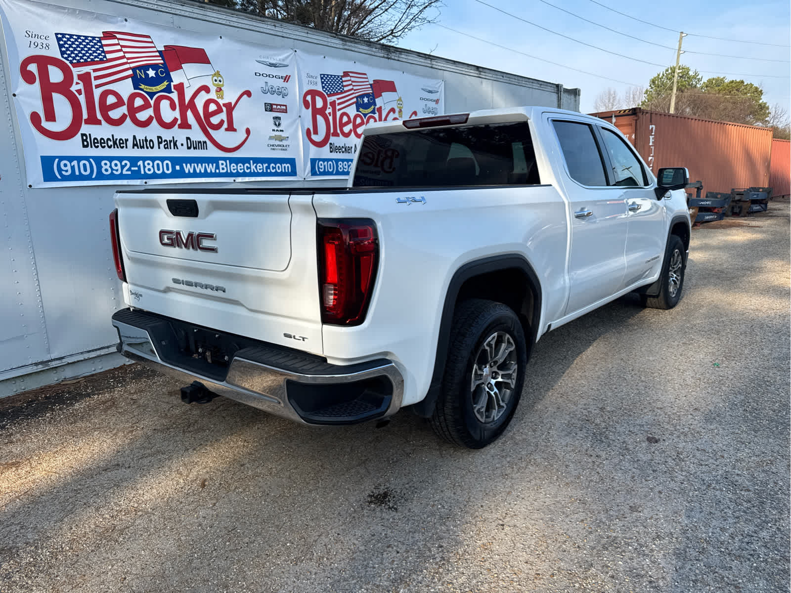 2024 GMC Sierra 1500 SLT
