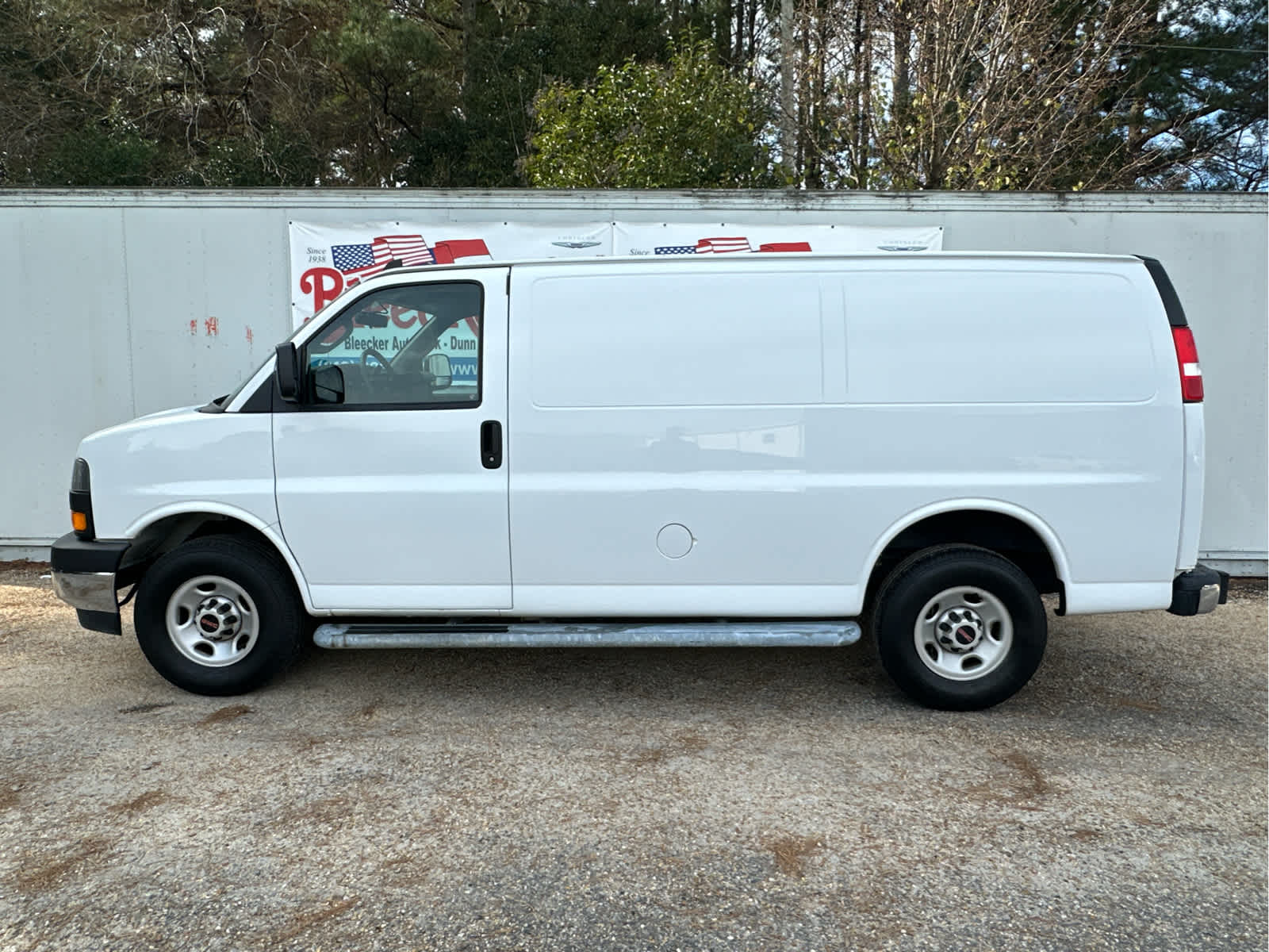 2024 GMC Savana Cargo 2500 Work Van
