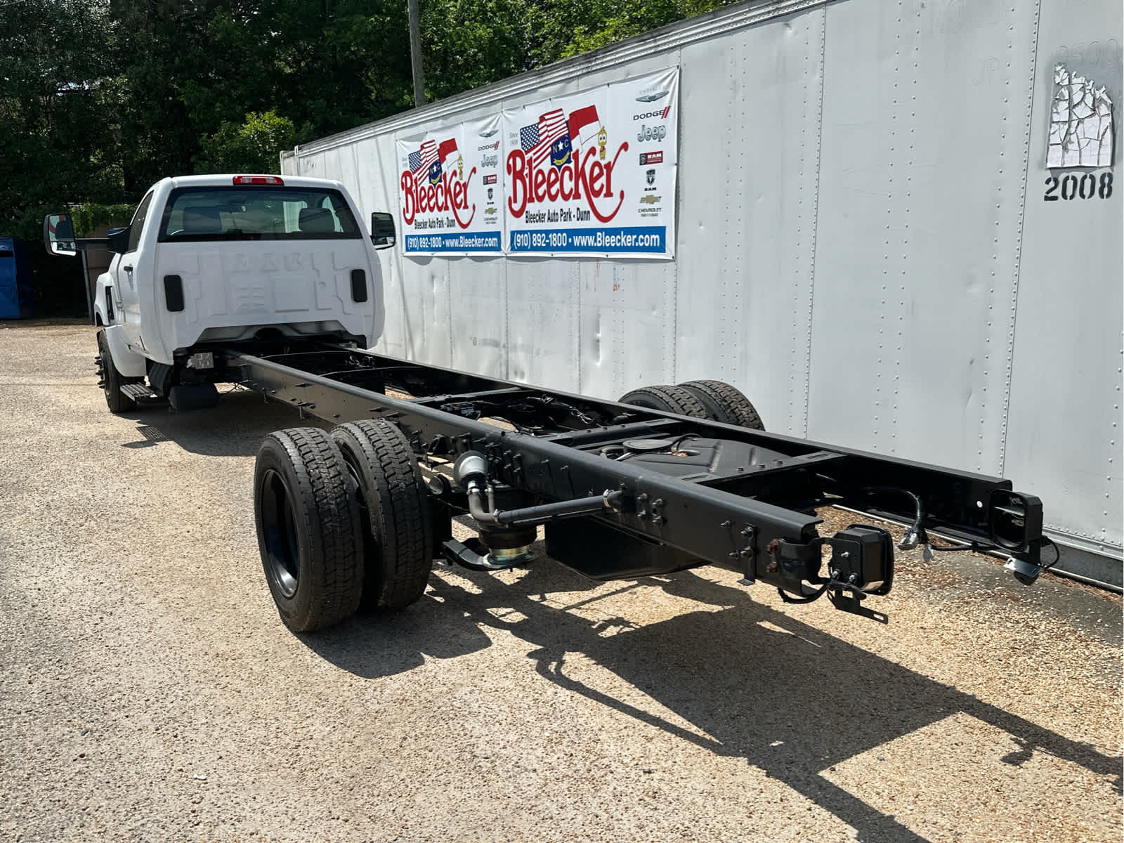 2022 Chevrolet Silverado 6500 HD Work Truck