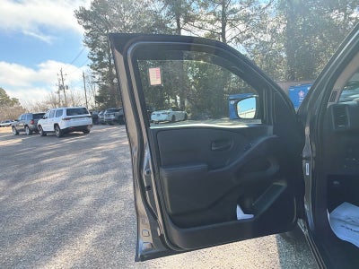 2023 Nissan Frontier S