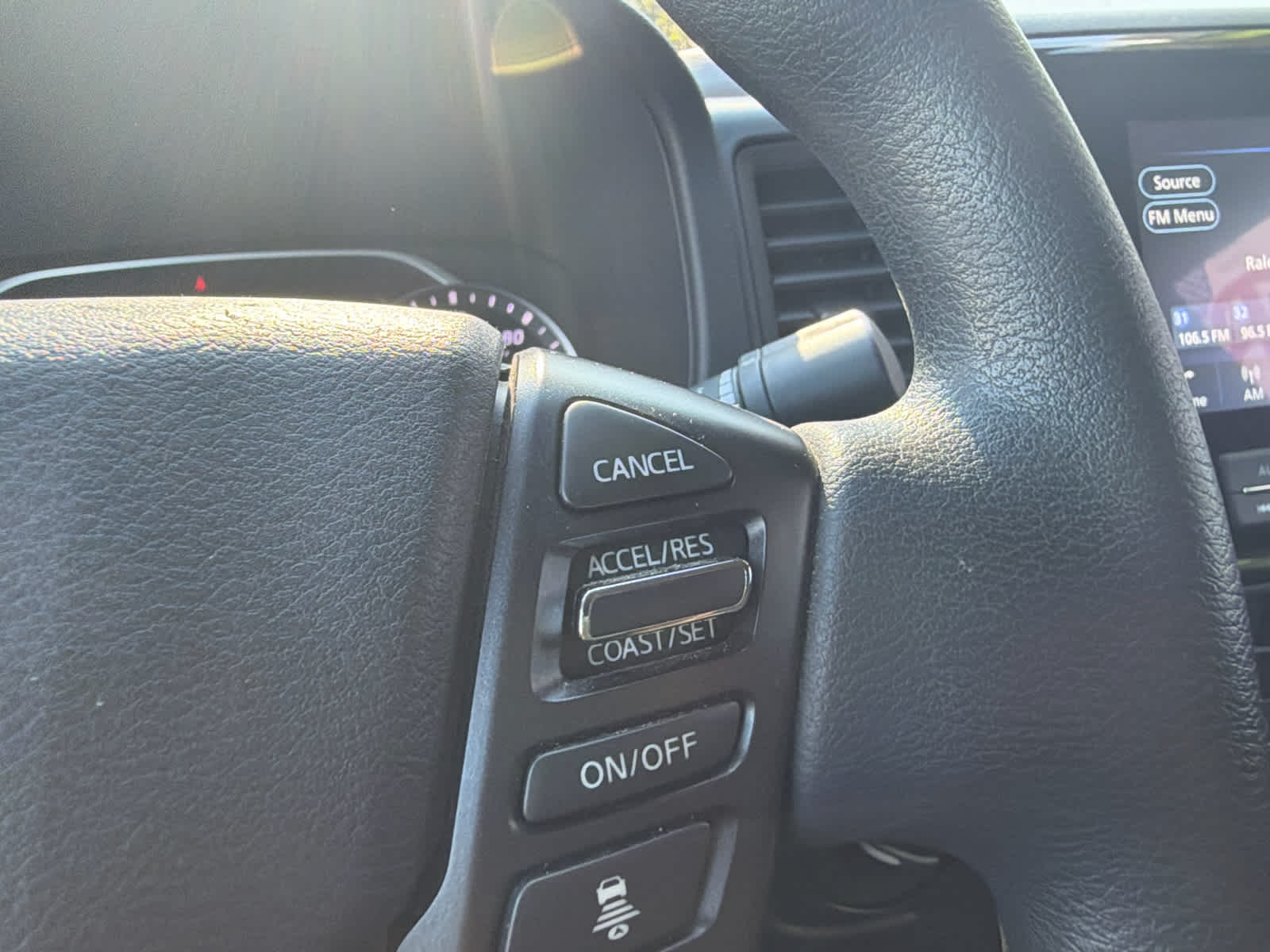 2023 Nissan Frontier S