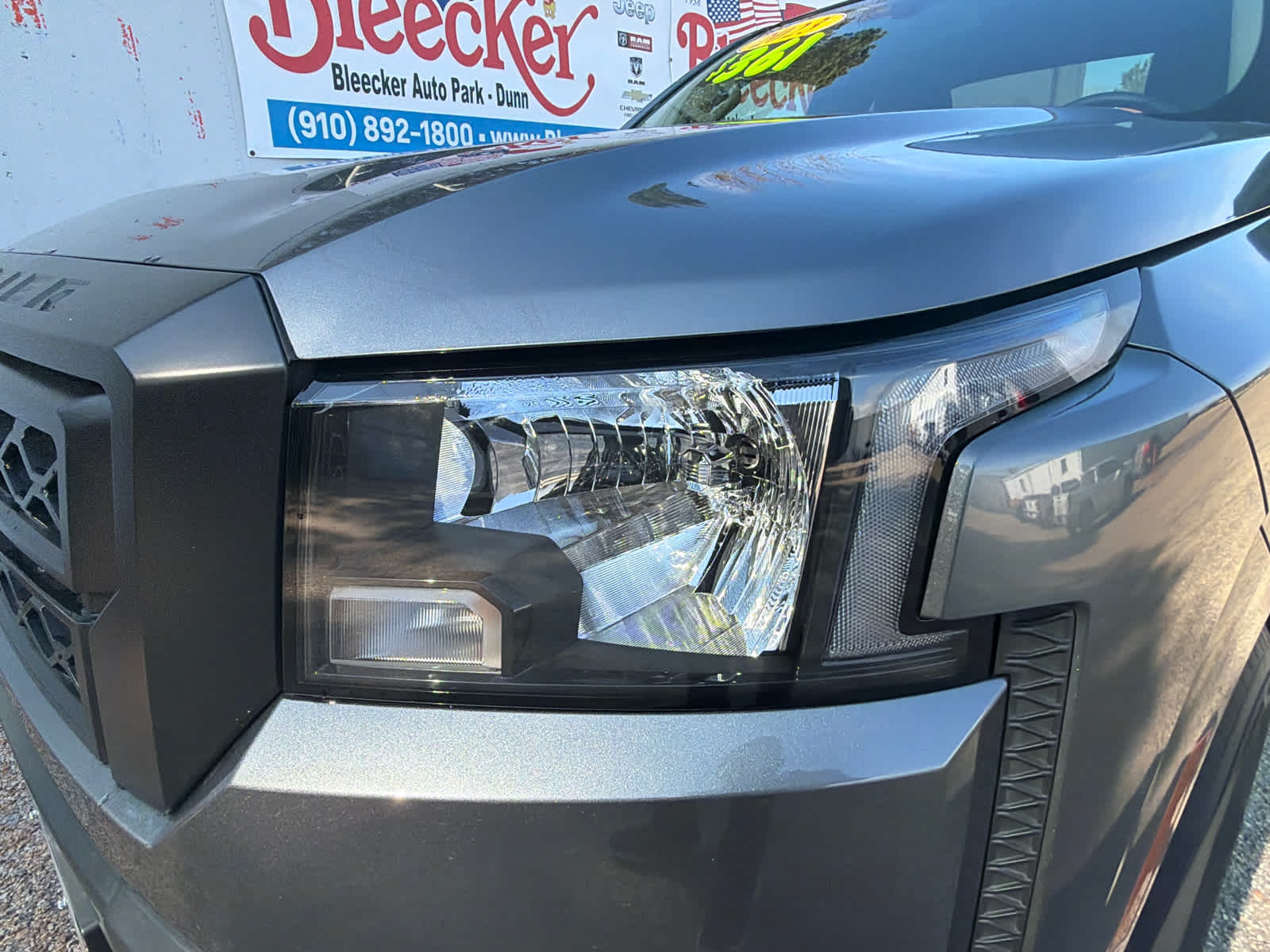 2023 Nissan Frontier S