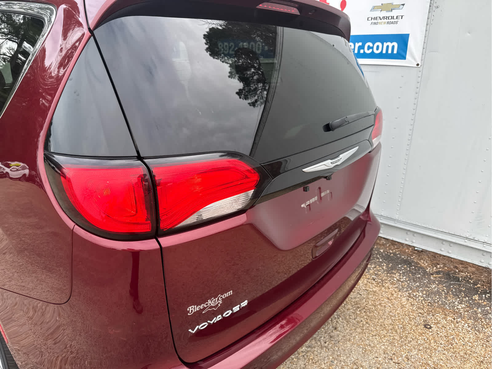 2023 Chrysler Voyager LX