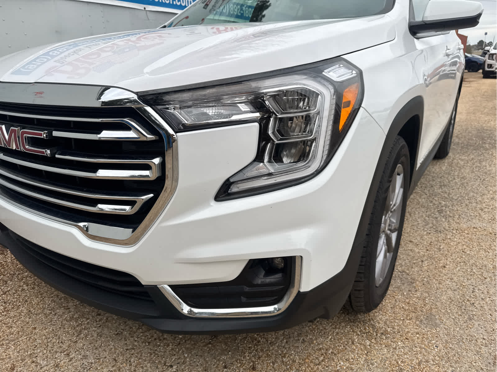 2024 GMC Terrain SLT