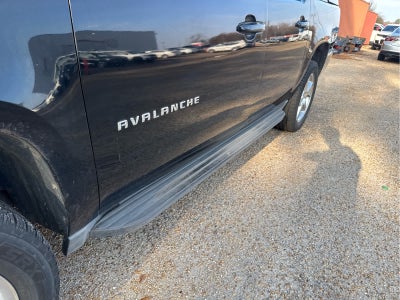 2013 Chevrolet Avalanche LS