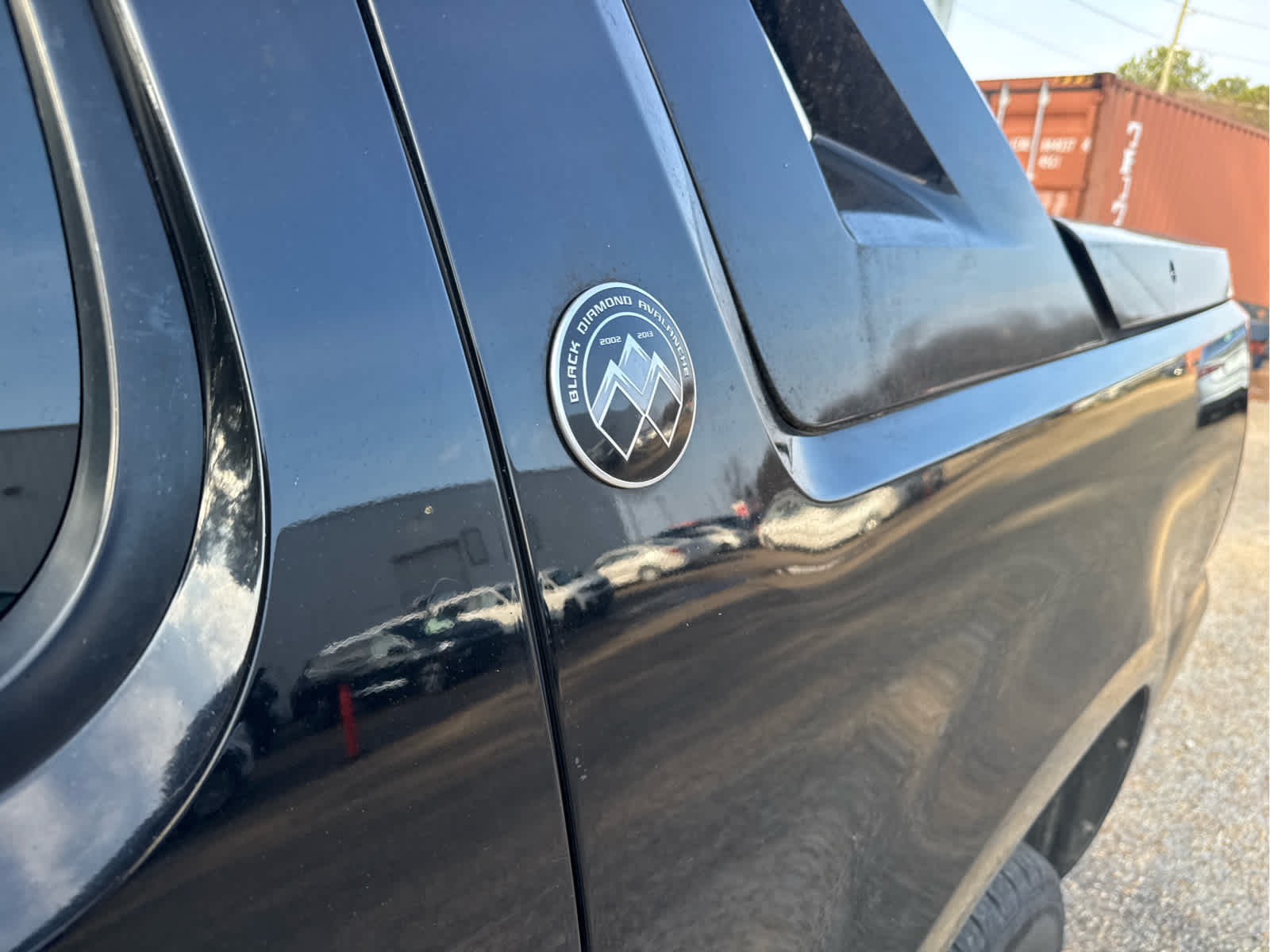 2013 Chevrolet Avalanche LS