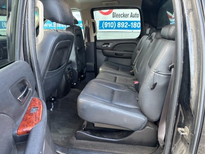 2013 Chevrolet Avalanche LS