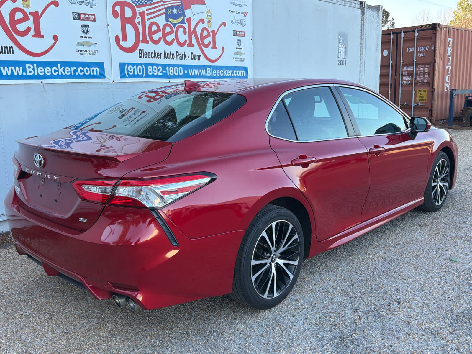2020 Toyota Camry SE