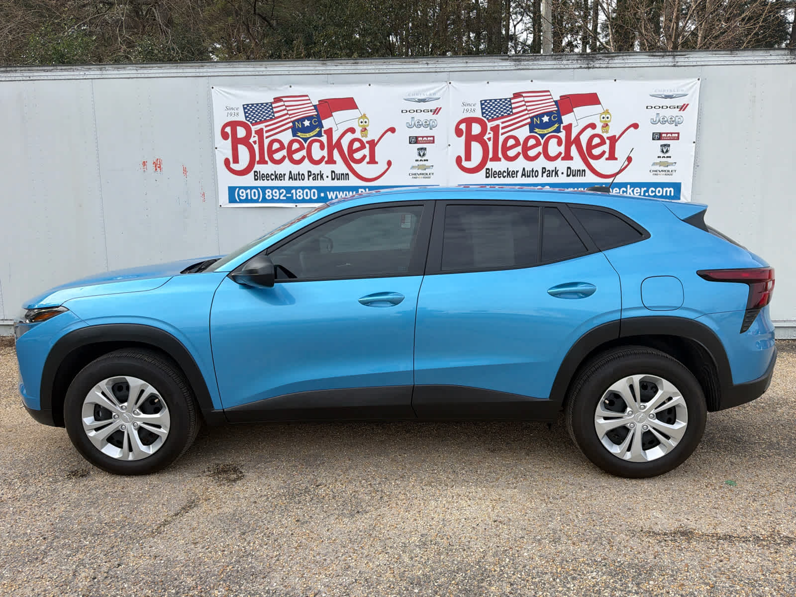 2025 Chevrolet Trax LS