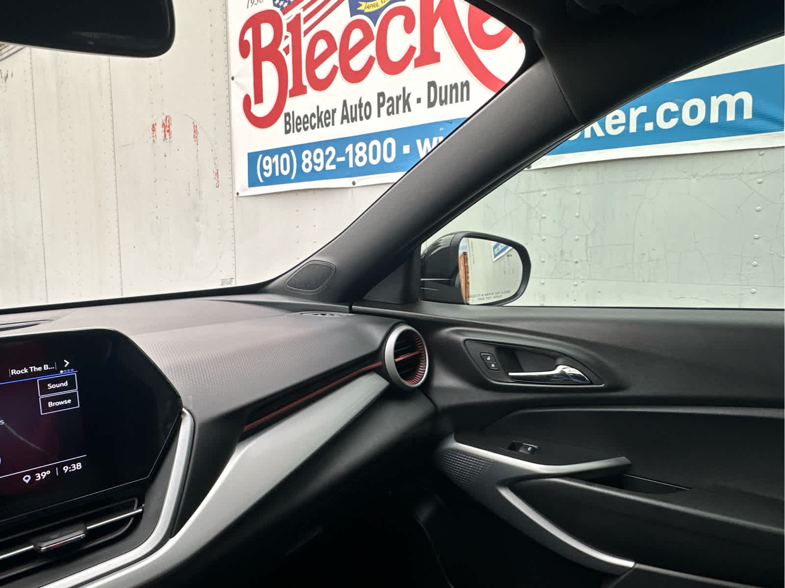 2025 Chevrolet Trax 1RS