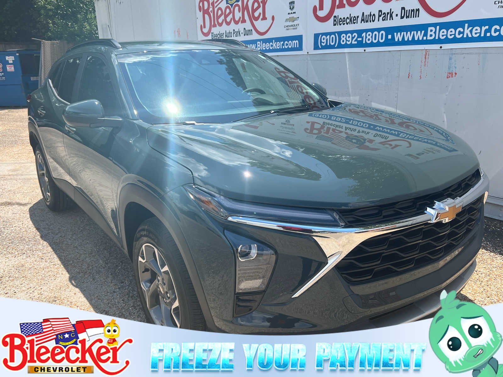 2025 Chevrolet Trax LT