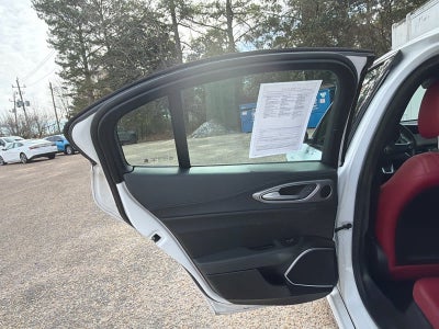 2023 Alfa Romeo Giulia Veloce